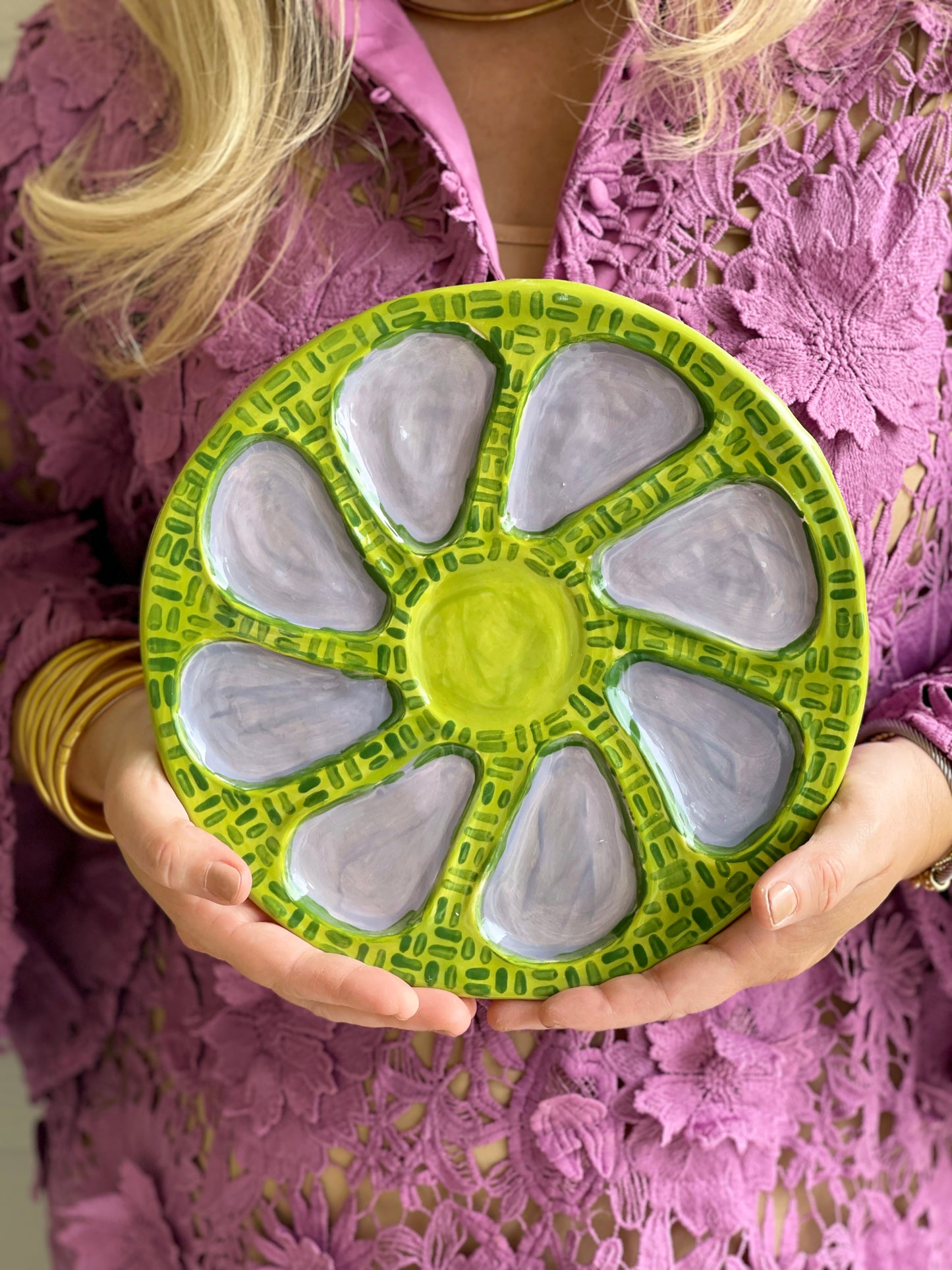 Oyster Plate 4 - Bright Green Crosshatch