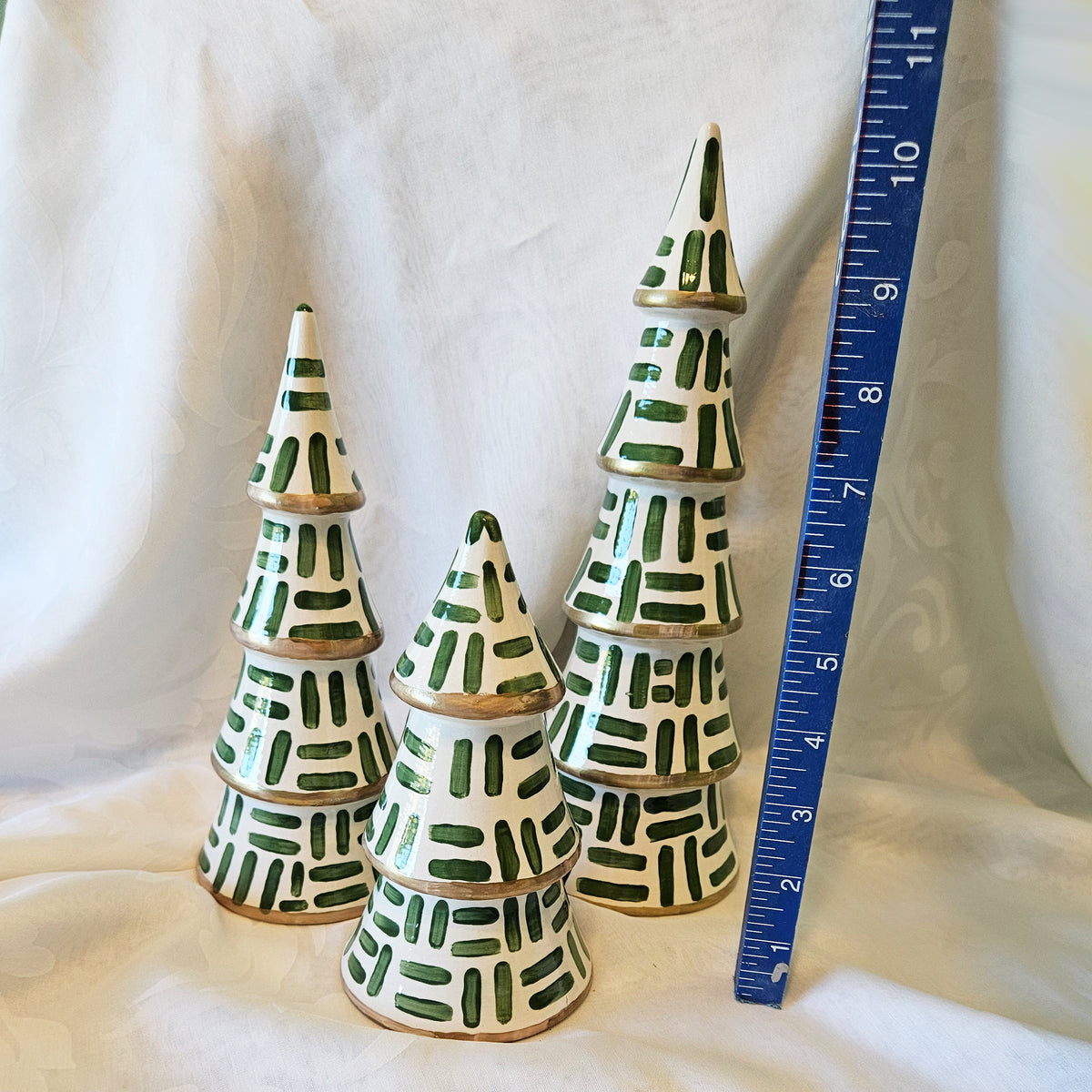 Tannenbaum Trees - Green and White Crosshatch