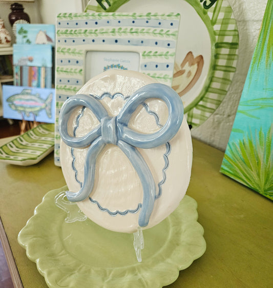 Bow Plate - Inner Scallop Doily Style, Bow Color Choice, Hand Built Pottery