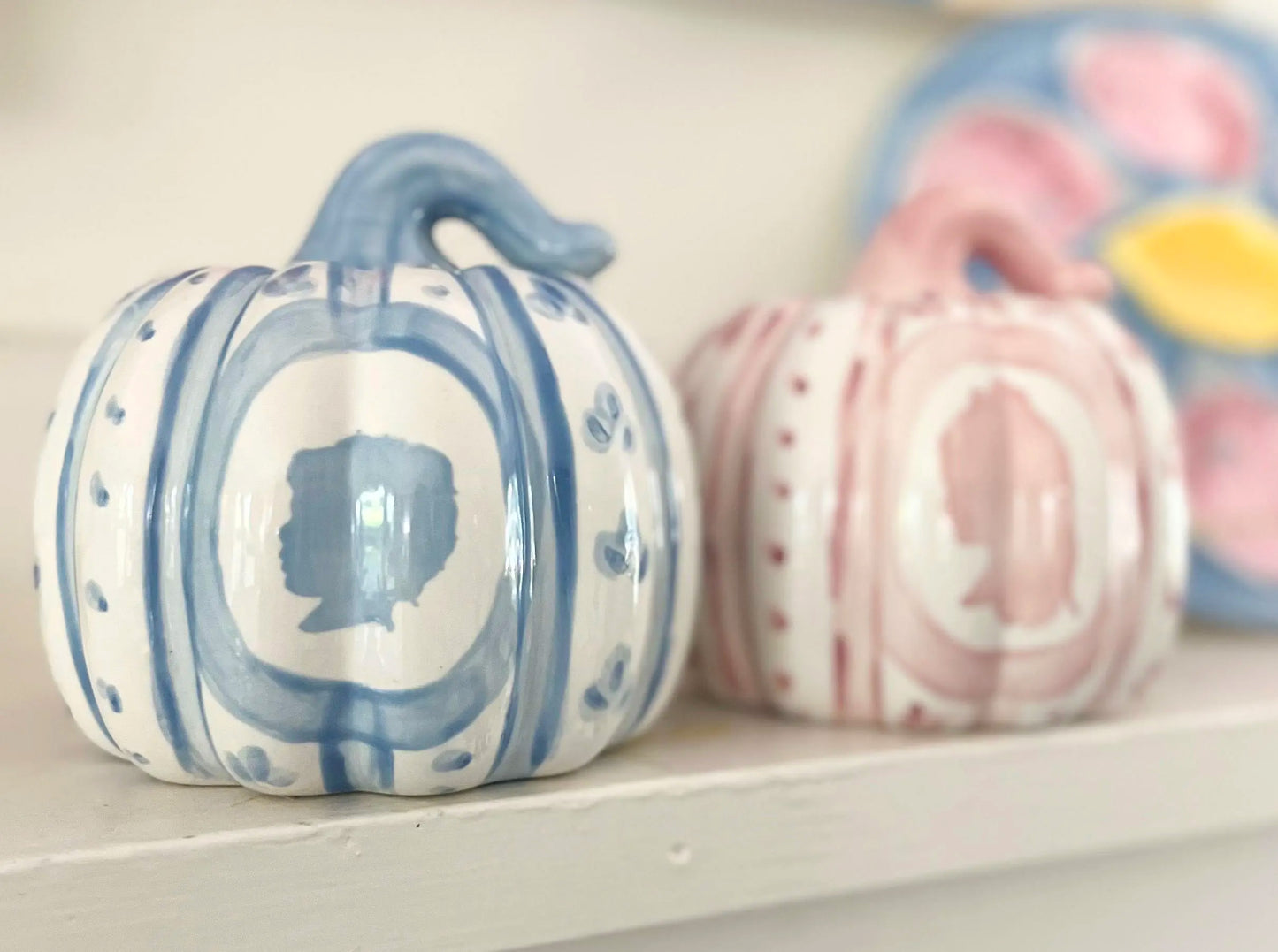 Ceramic Heirloom Pumpkin With Silhouette - Classic Striped Style