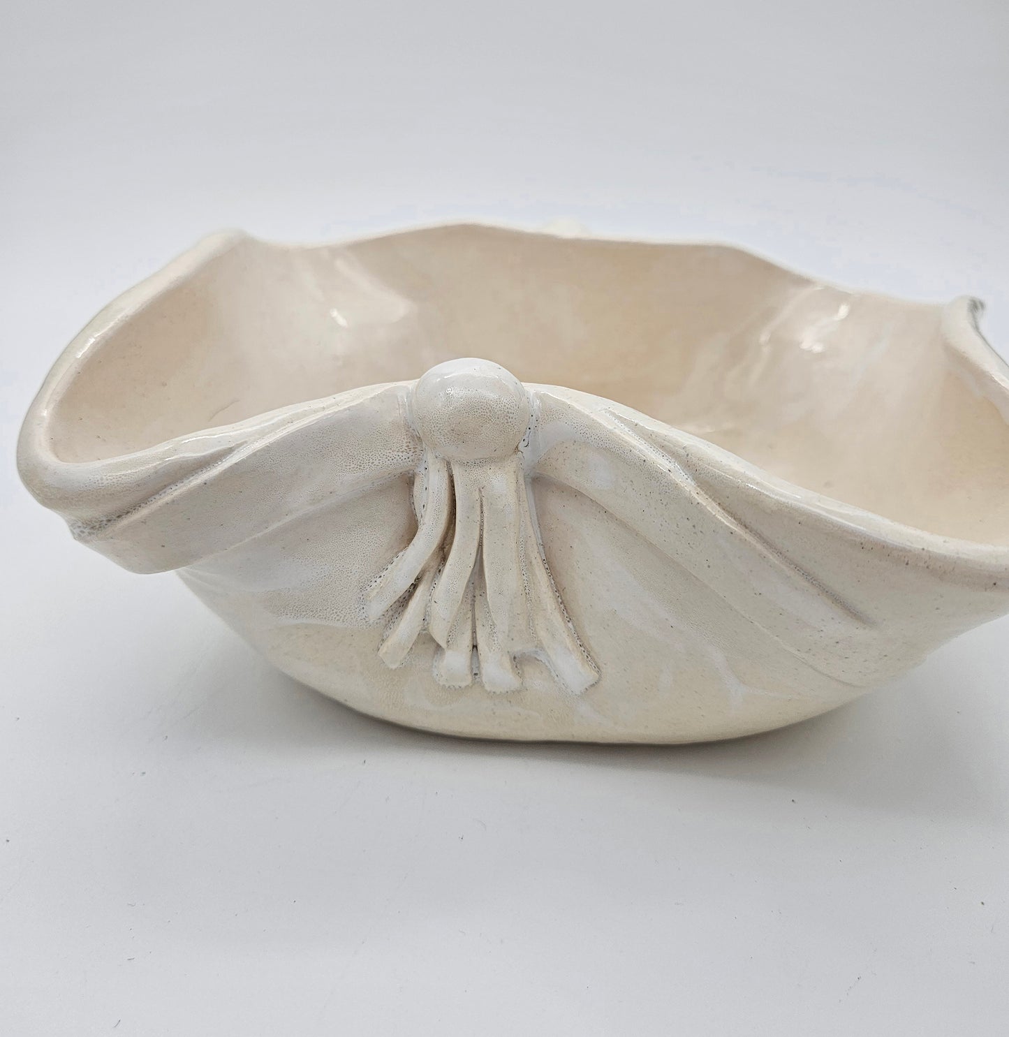 Wavy Tassel Bowl 7" - Artisan Pottery