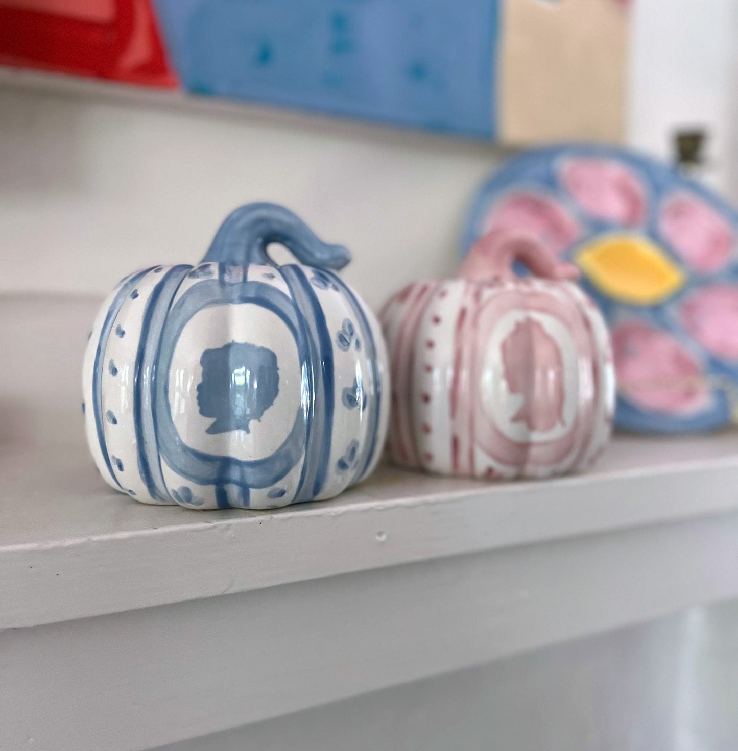 Ceramic Heirloom Pumpkin With Silhouette - Classic Striped Style