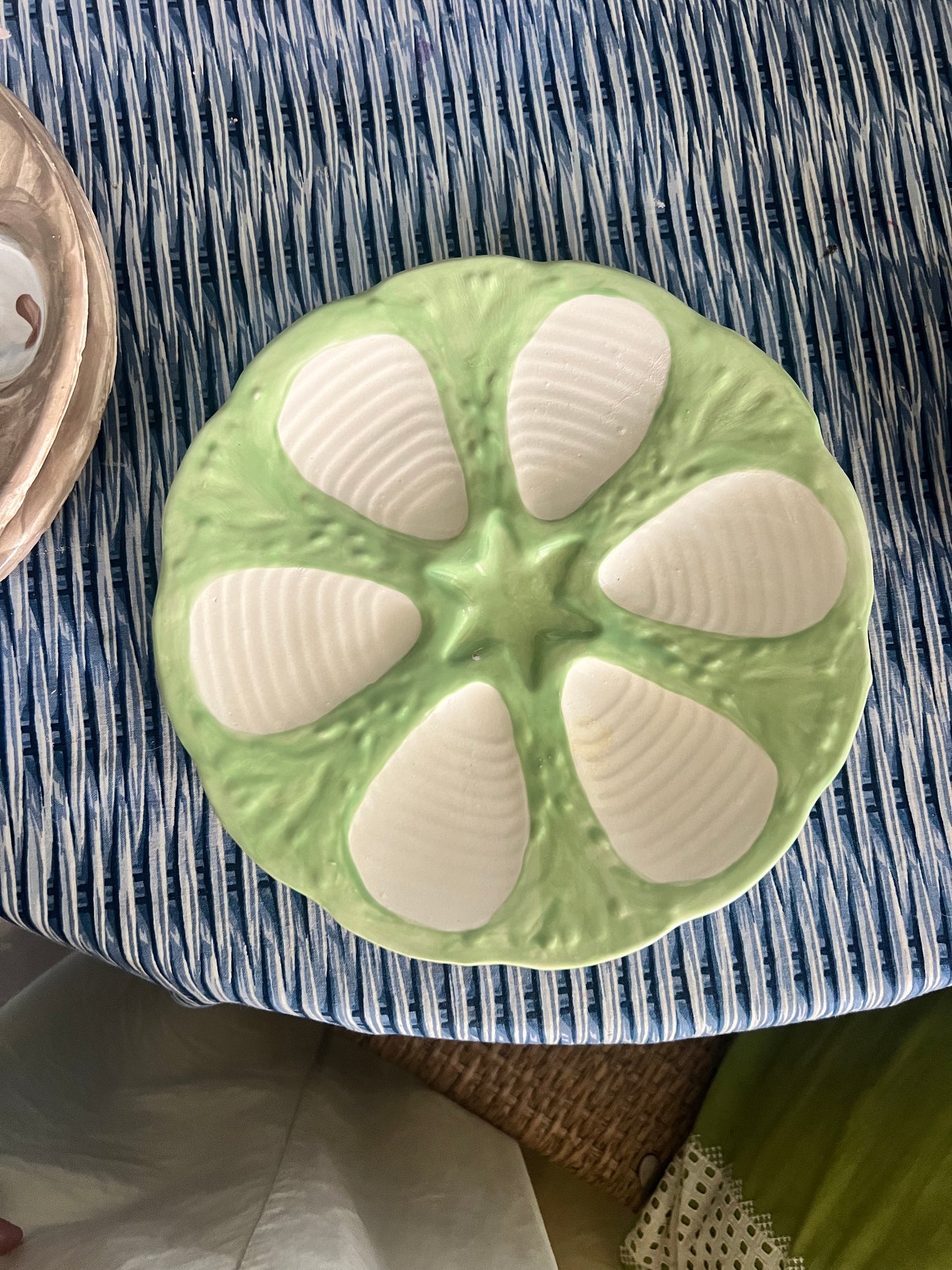 Hand Painted Cast Oyster Plate - Pale Green Star