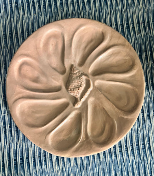 Hand Painted Cast Oyster Plate - Light Brown Shell