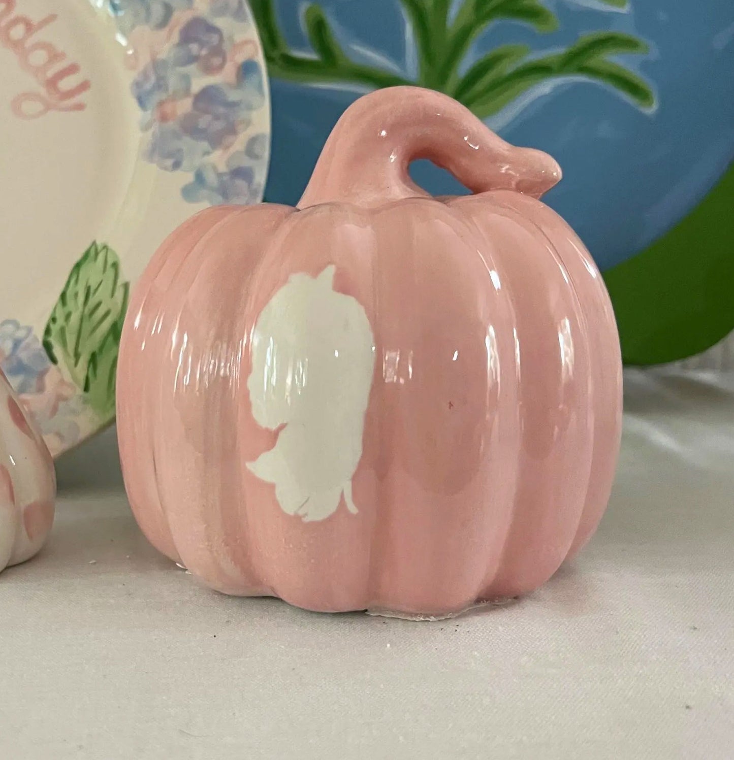 Ceramic Heirloom Pumpkin With Silhouette - Reverse Silhouette Style